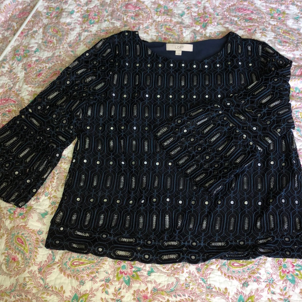✨NWOT✨ flared sleeve blouse from Loft